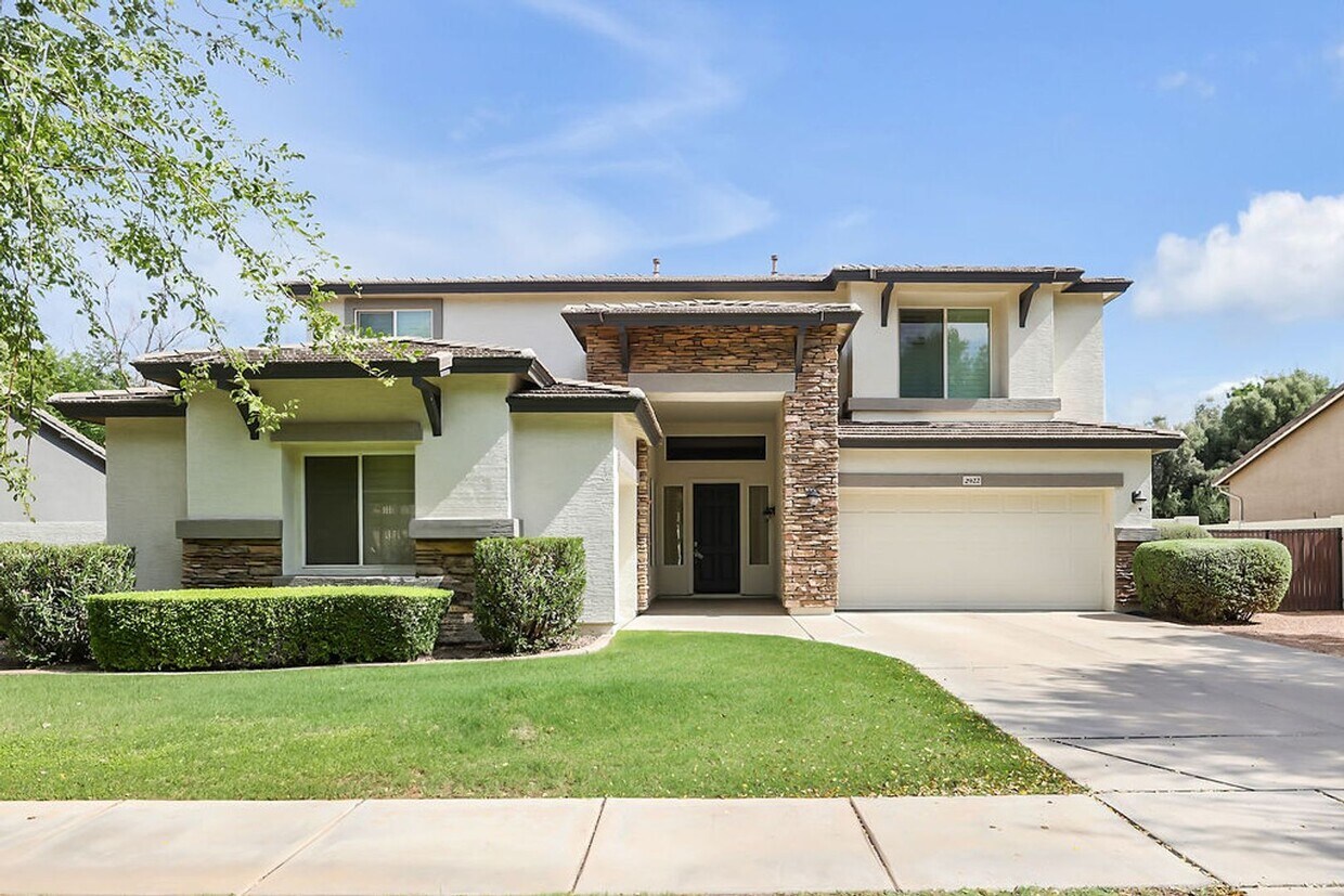 Foto principal - Stunning Home in Sought-After Higley Groves!