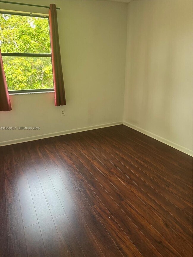 Foto del edificio - 10233 NW 9th St Cir