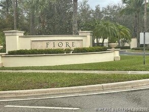 Building Photo - 6301 Myrtlewood Cir W
