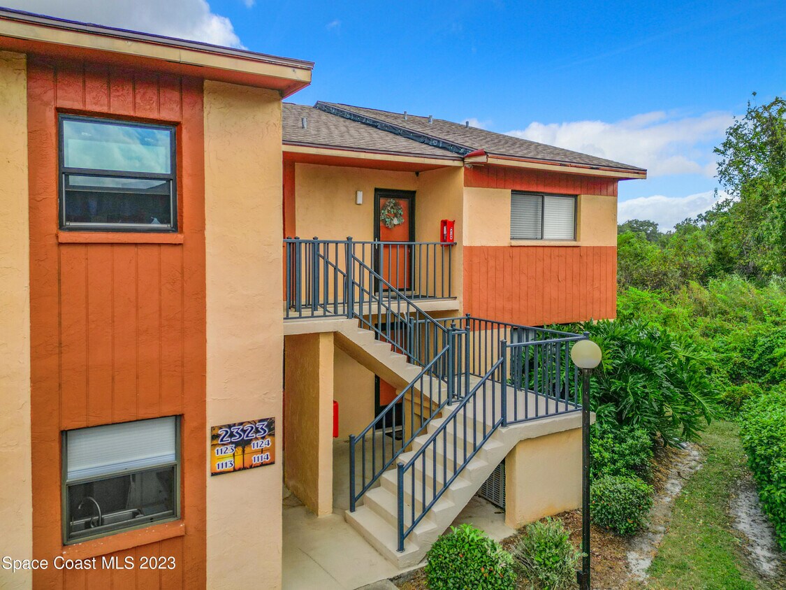 2323 Golf Lake Cir Unit 1113, Melbourne, FL 32935 Condo for Rent in
