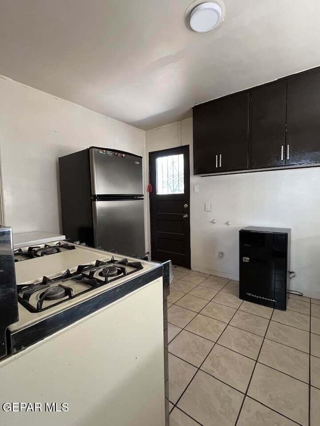 Foto del edificio - 7820 Maverick Ave