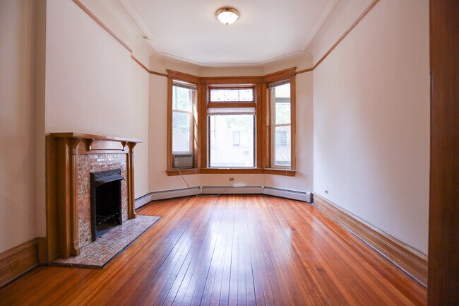 Building Photo - 3507 N Seminary Ave