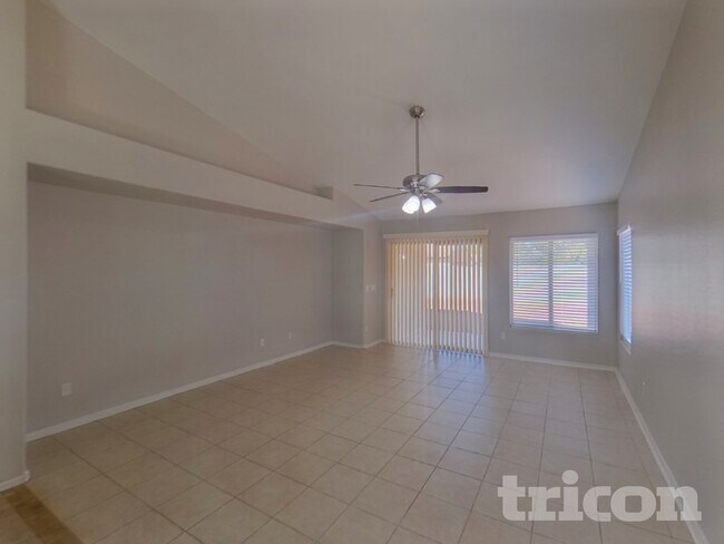 Foto del edificio - 1514 W Lynne Ln