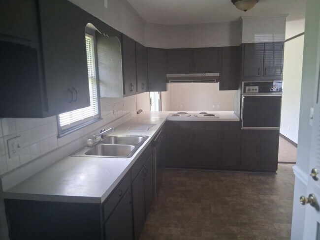 Building Photo - Beautiful Home in Valdosta, Ga!