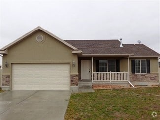 Building Photo - 2095 E Shadow Dr