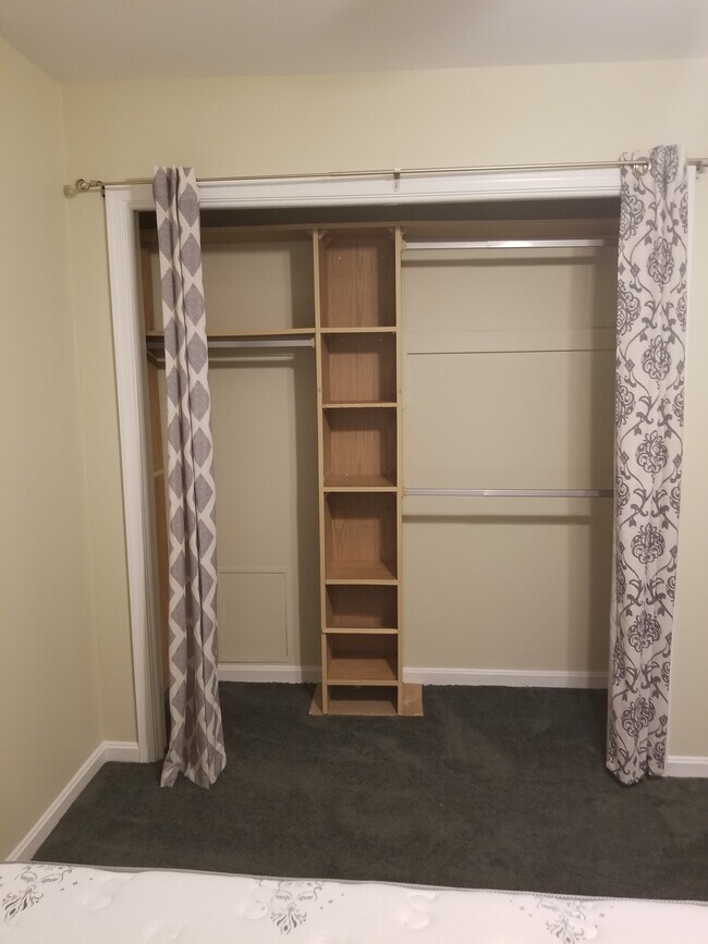 7300 Deer Lake Ln, Rockville, MD 20855 House Rental in Rockville, MD