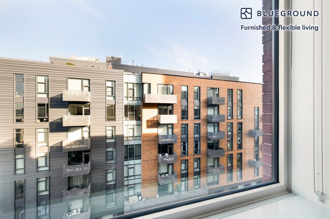 Building Photo - 390 Harrison Ave