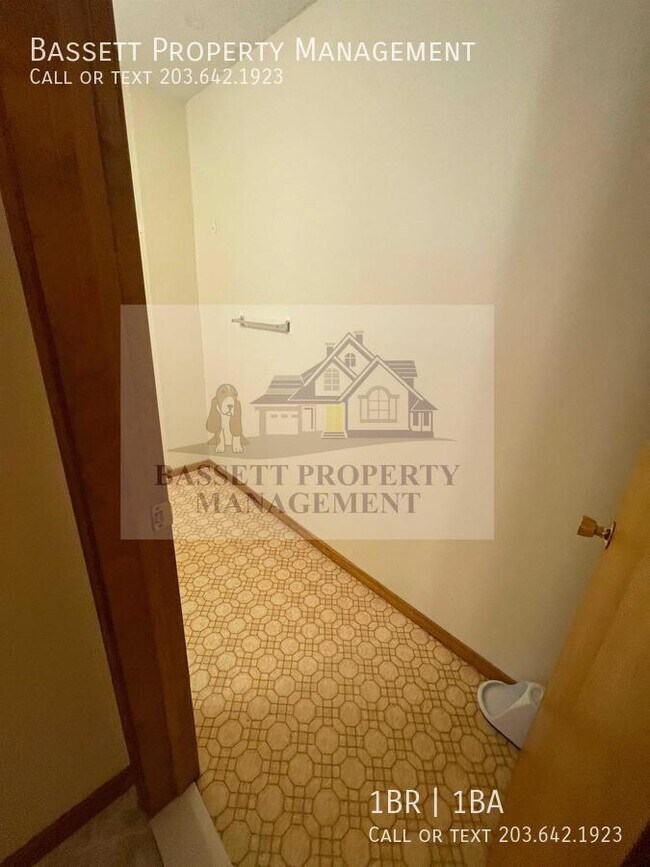 Foto del edificio - 30 Stoneycrest Dr