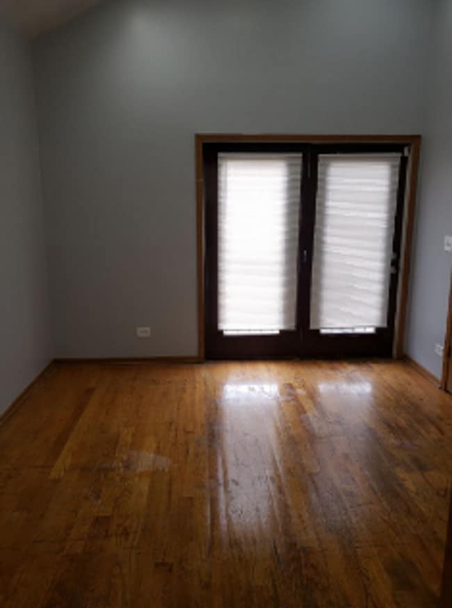 Building Photo - HOMAN_1630