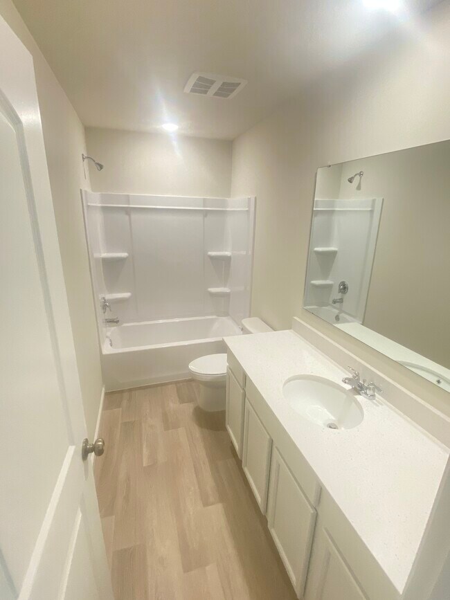 Foto del edificio - 3872 Riverstone Dr