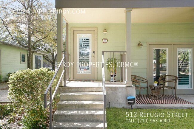 Building Photo - Charming 2-Bedroom Townhouse for Rent in S...