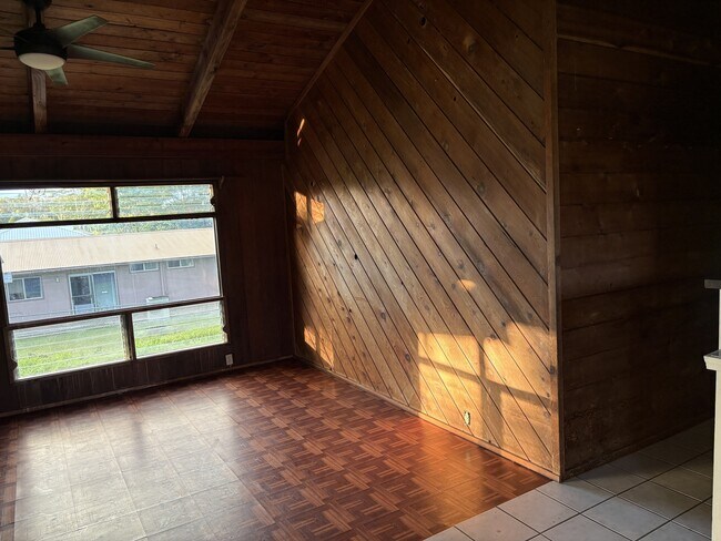 Foto del edificio - 16-2065-2065 Lauhala Dr