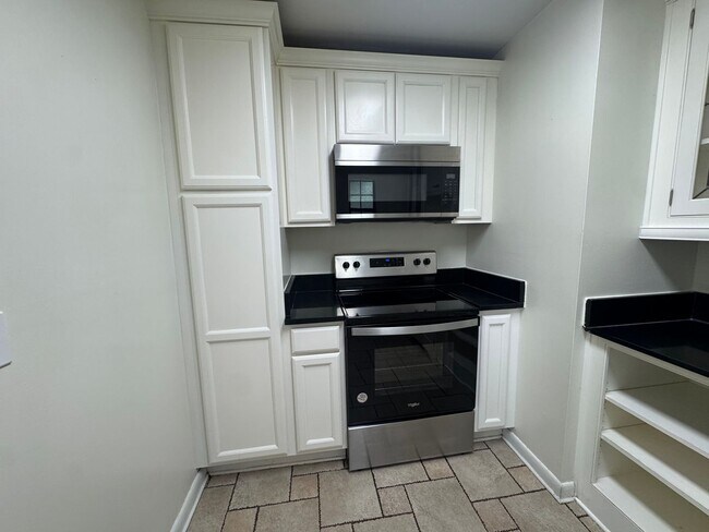 Foto del edificio - Ready Now! 4/2 Single Family Home in Arlington!