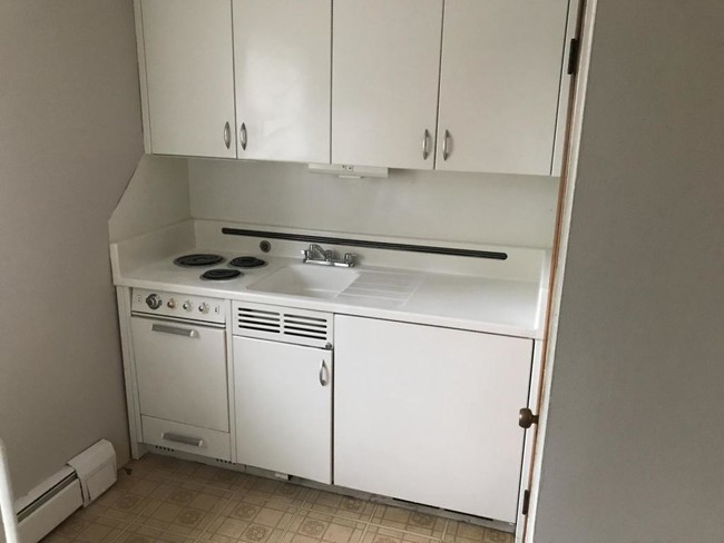 Foto del edificio - 3638 W 117th St