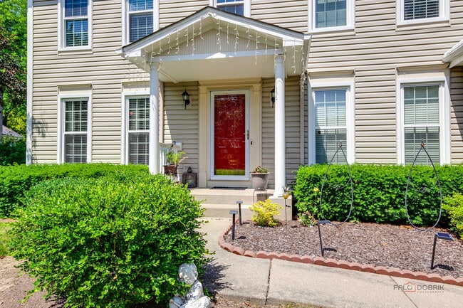 Building Photo - 108 Brook Hill Ln