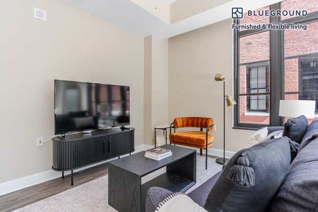 Building Photo - 465 New York Ave NW