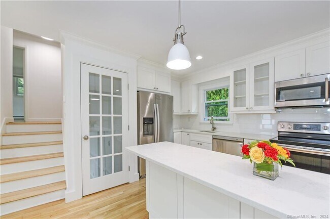 Foto del edificio - 25 Crescent Rd