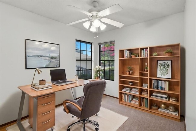 Foto del edificio - 12416 Deer Falls Dr