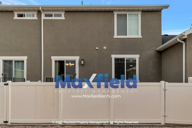 Foto del edificio - 529 Fox Chase Dr