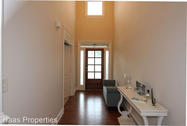 Building Photo - 5 br, 5.5 bath House - 3075 Boyce Drive