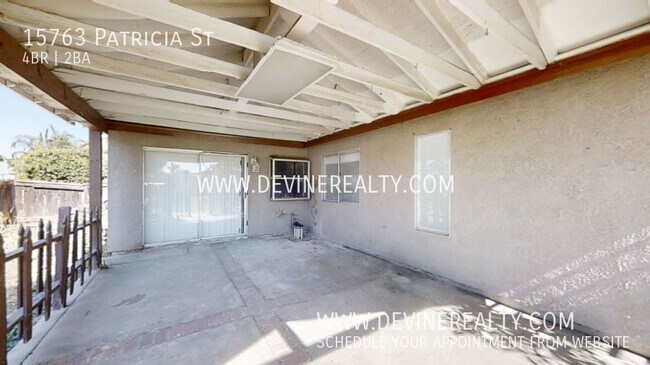 Building Photo - 4 BR HOME IN THE HEART OF MORENO VALLEY