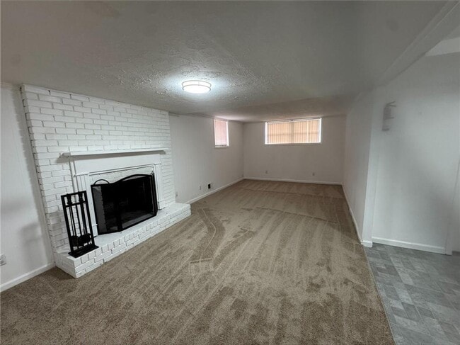 Building Photo - 956 Slash Pine Rd