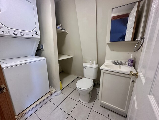 Building Photo - 93 Falmouth Rd