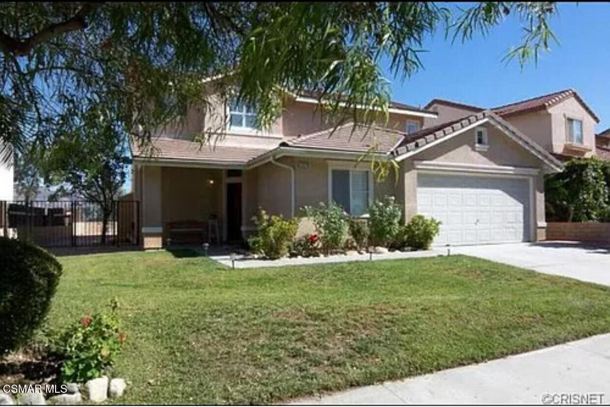 Foto principal - 12178 Edgecliff Ave