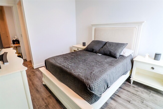 Building Photo - 4521 San Felipe St