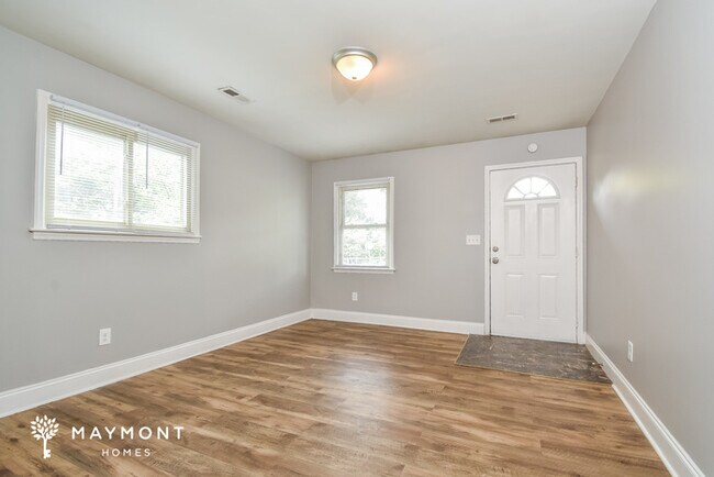 Building Photo - 1 Pyracantha Ct