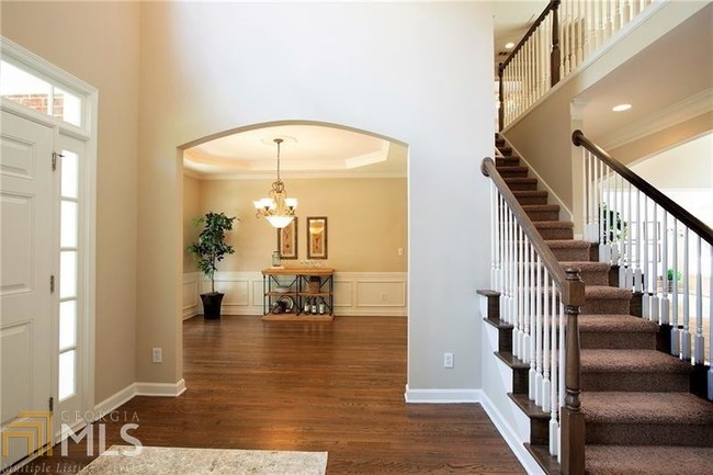 Building Photo - 210 Cedarhurst Dr