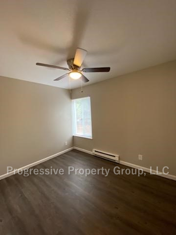 Building Photo - 3014 N Arcadia St