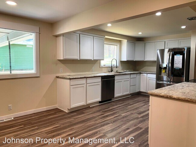 Building Photo - 3 br, 2 bath House - 13418 N Mill Road