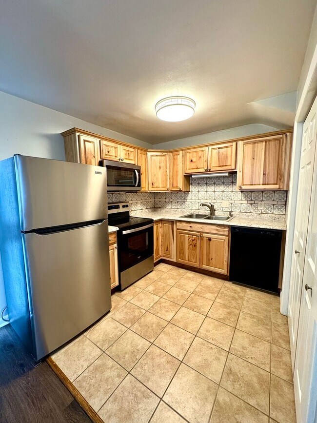 Foto del edificio - Charming 3 Bedroom Townhouse in New Market