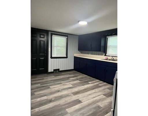 Foto del edificio - 254 N Main St