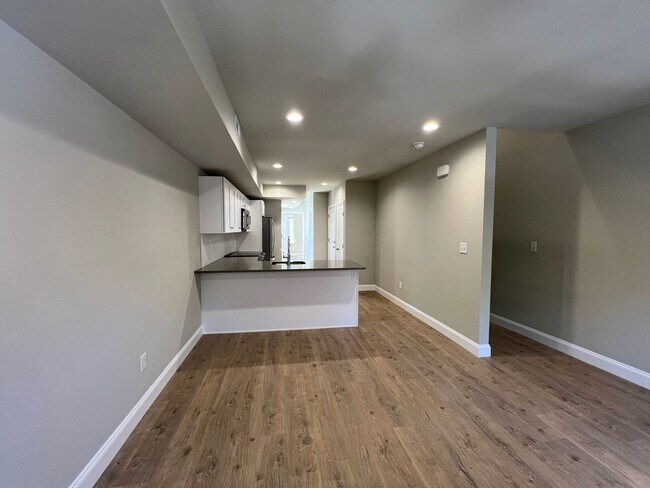 Foto del edificio - 128 E Huntingdon St