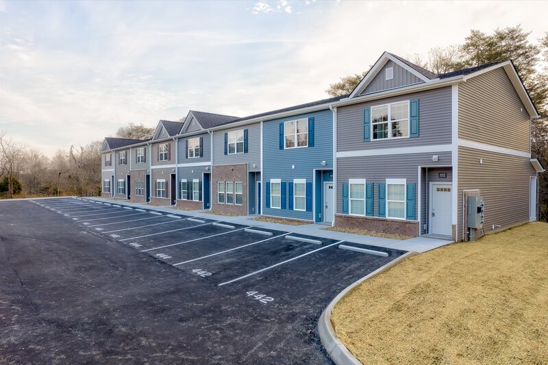 Foto principal - 454 E Norton Rd