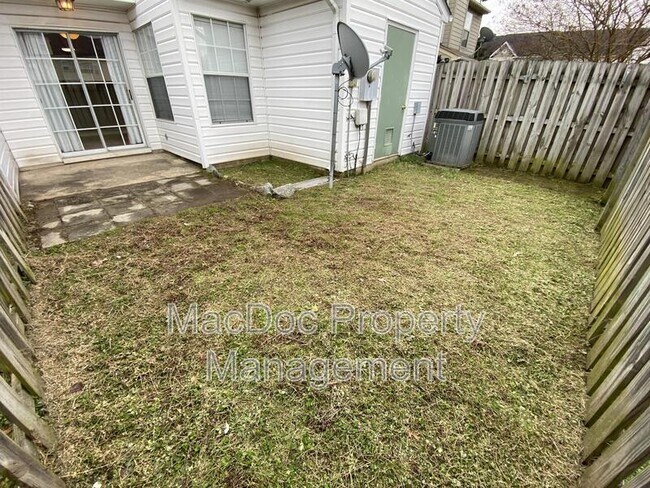 Building Photo - 5134 Mallards Landing Dr