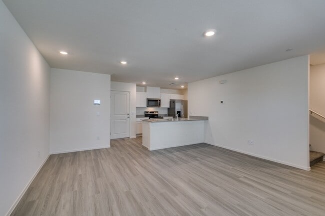 Building Photo - 7379 Craig Cv Ct