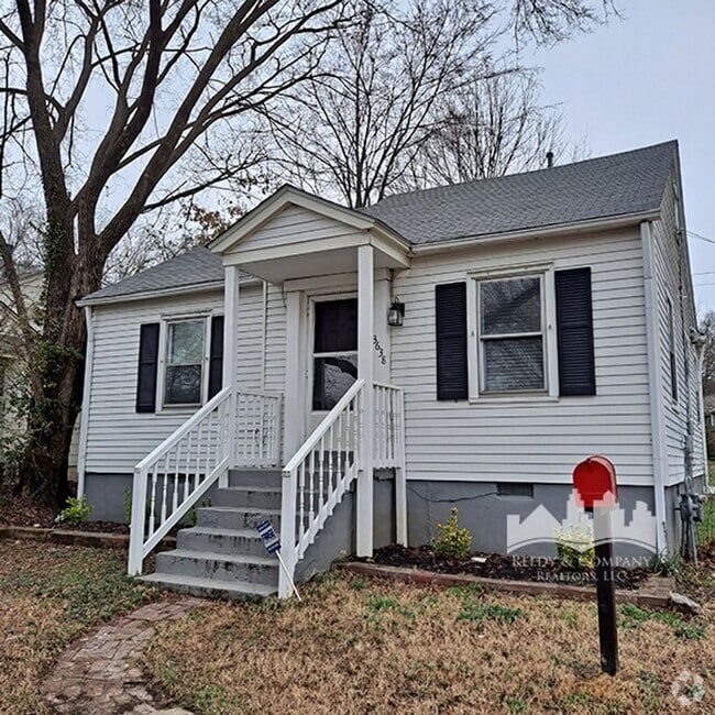 Building Photo - 3638 Marion Ave