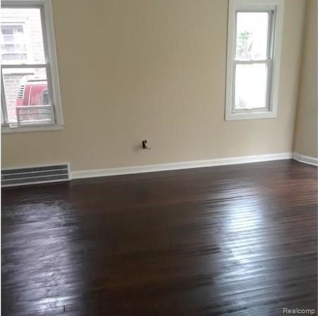 Foto del edificio - 11235 Lakepointe St