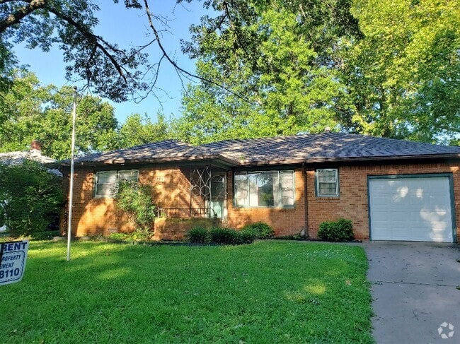 Building Photo - 563 S Kokomo Ave