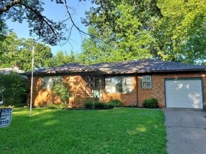Building Photo - 563 S Kokomo Ave