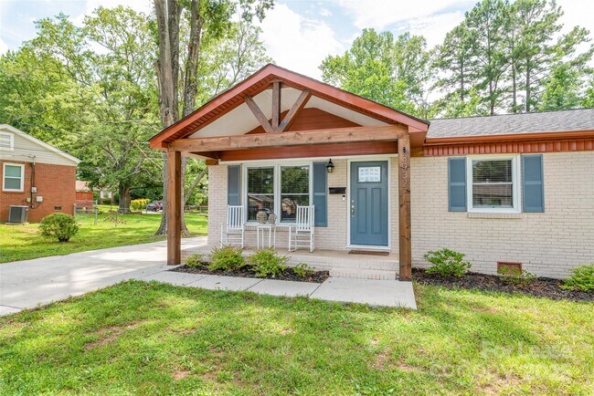 Building Photo - 3932 Slagle Dr