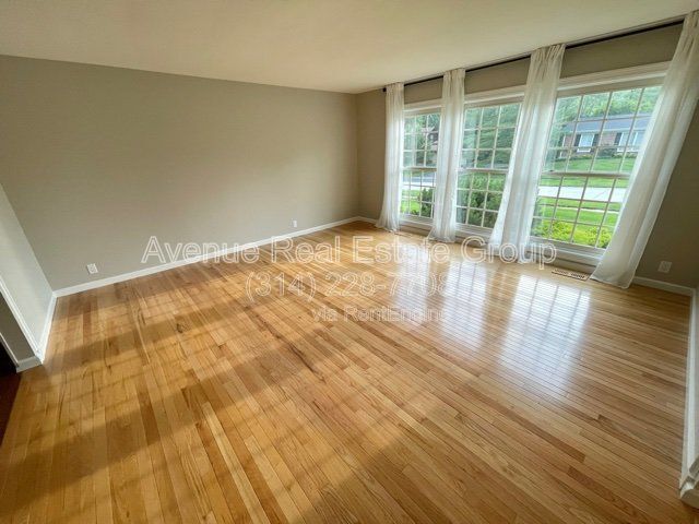 Foto del edificio - 514 Redondo Dr