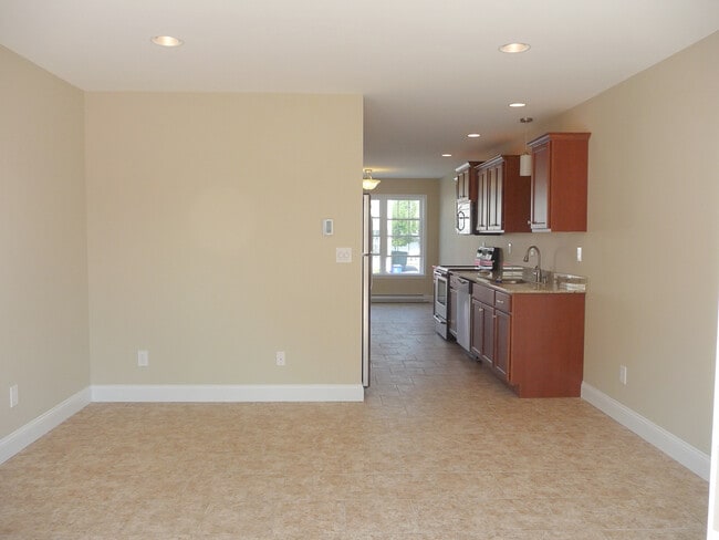 living room looking toward kitchen - 4 Terrace West Way
