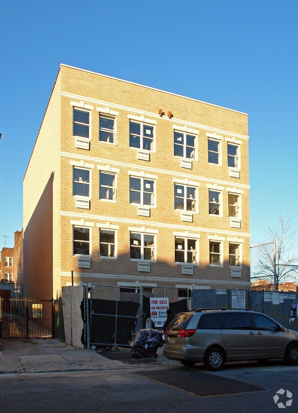 Building Photo - 1431 Park Pl