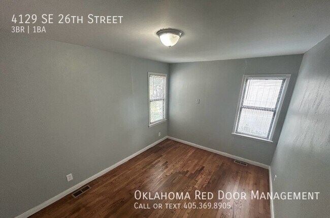 Foto del edificio - 4129 SE 26th St