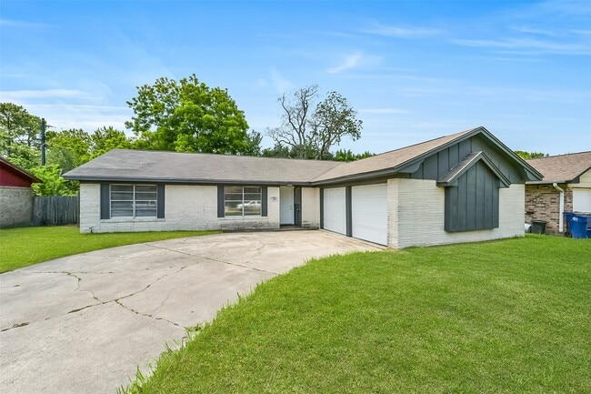 Building Photo - 9418 Vicksburg Ave
