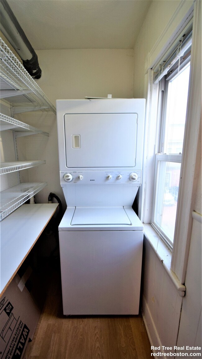 Building Photo - 15A Tremont St